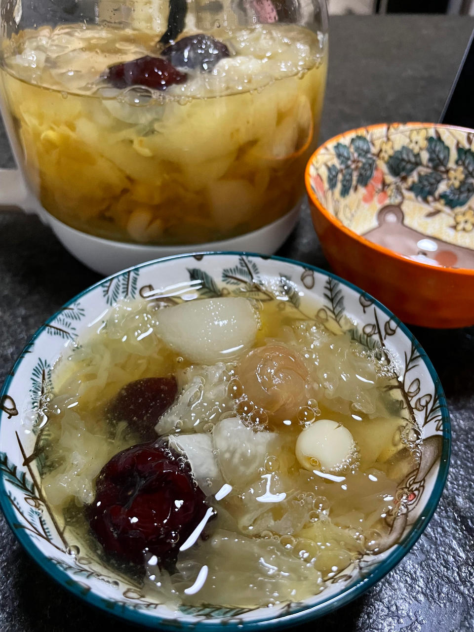冰糖银耳雪梨汤