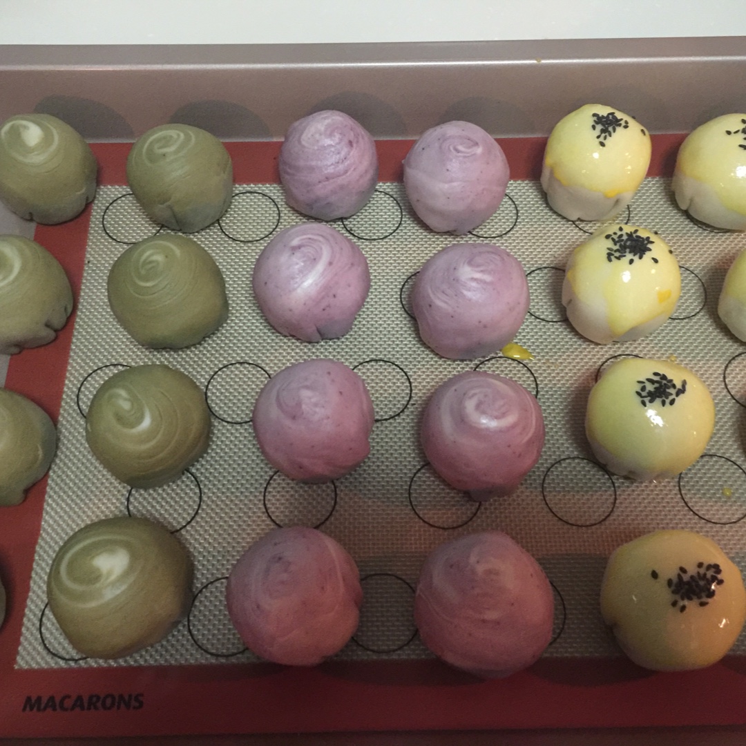蛋黄酥~紫薯、抹茶、原味~花好月圆，中秋快乐~内附一次做六色蛋黄酥方法~
