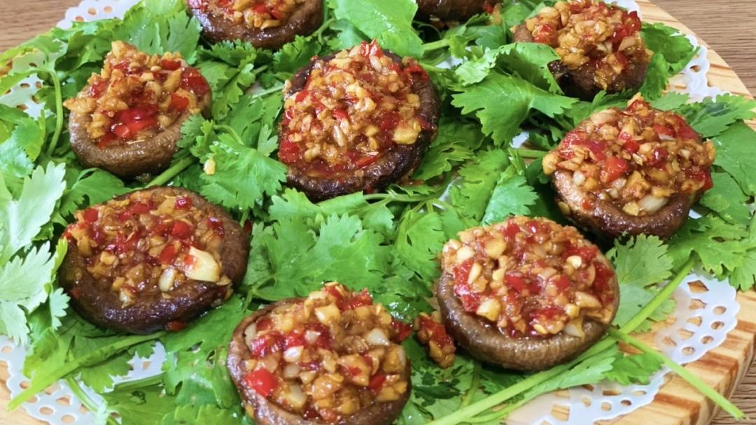 蒜蓉孜然烤香菇