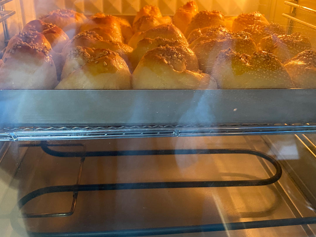 脆底蜂蜜小面包