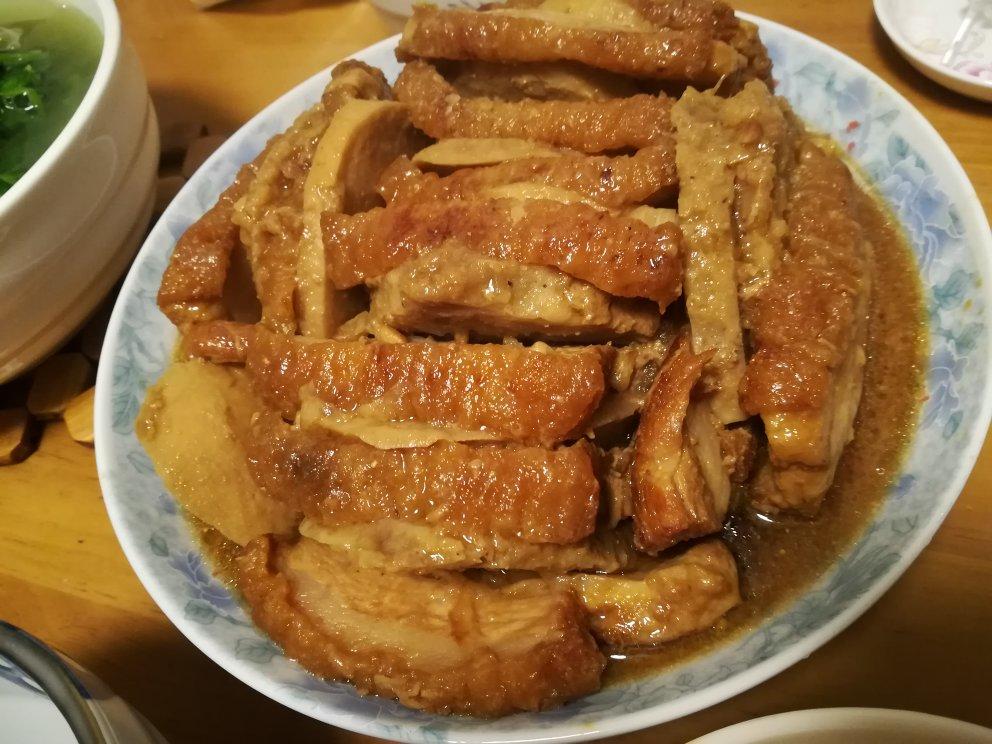 广西十大名菜之荔浦芋头扣肉