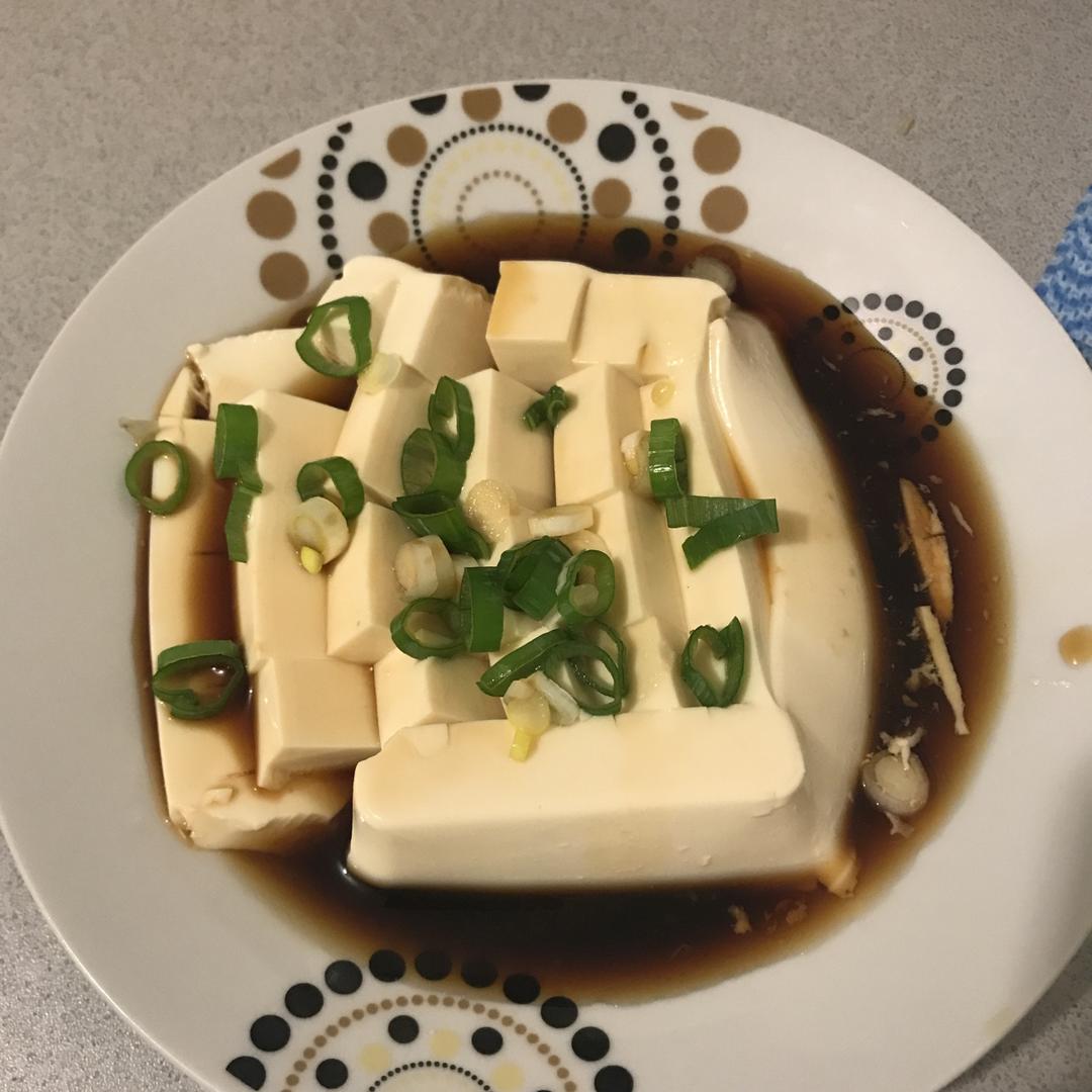 香菜小葱拌豆腐