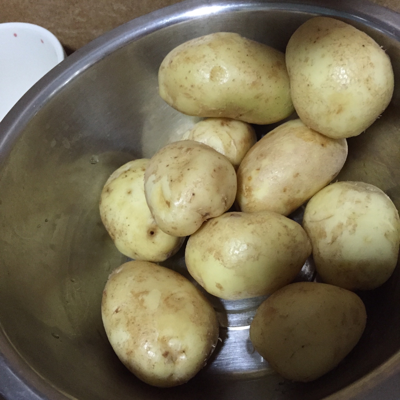 红烧土豆的做法 步骤1