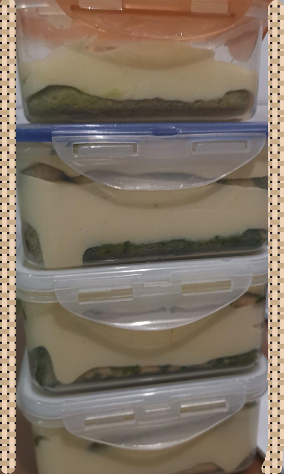 在欧洲学会的经典版提拉米苏