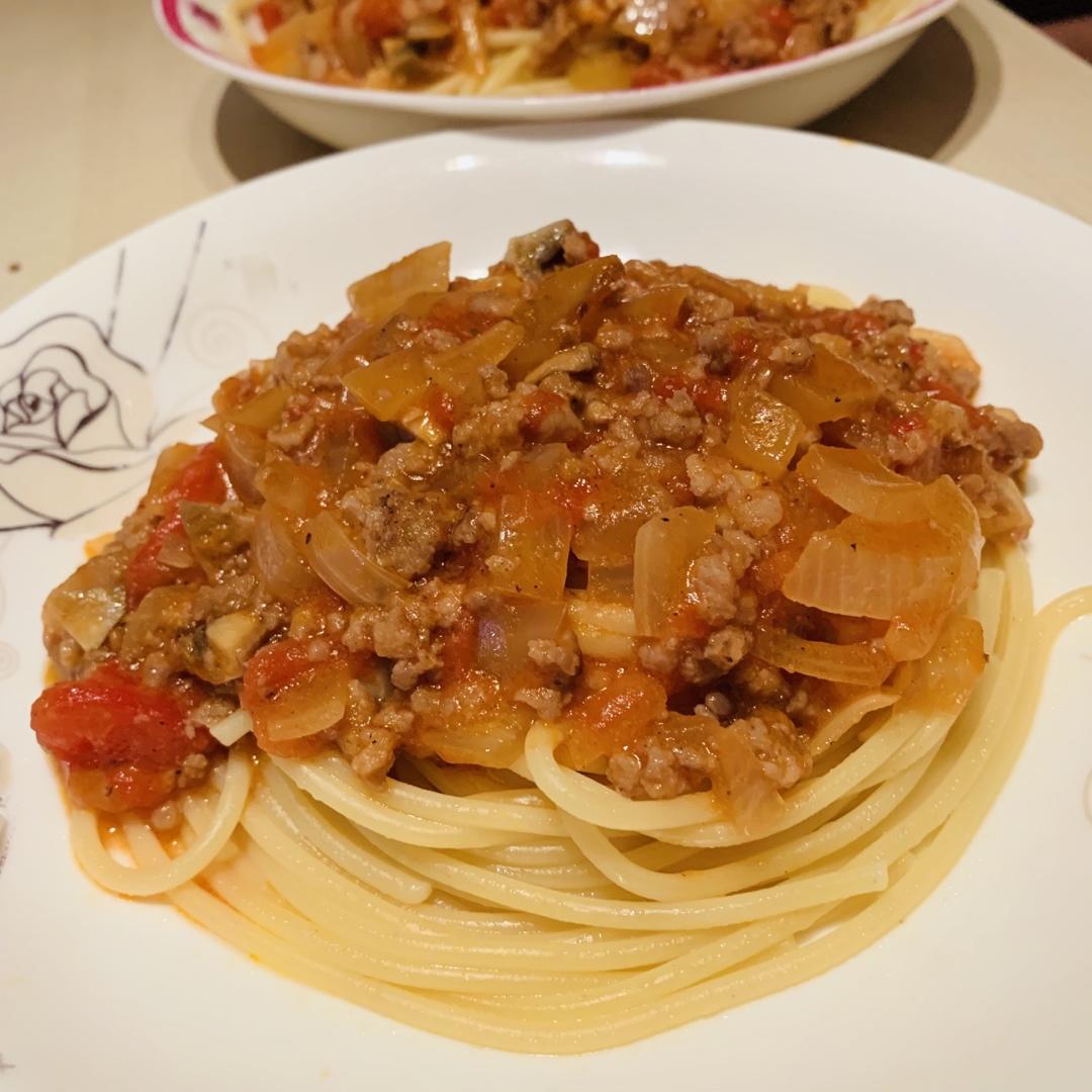 （完胜必胜客的）番茄肉酱意大利面～