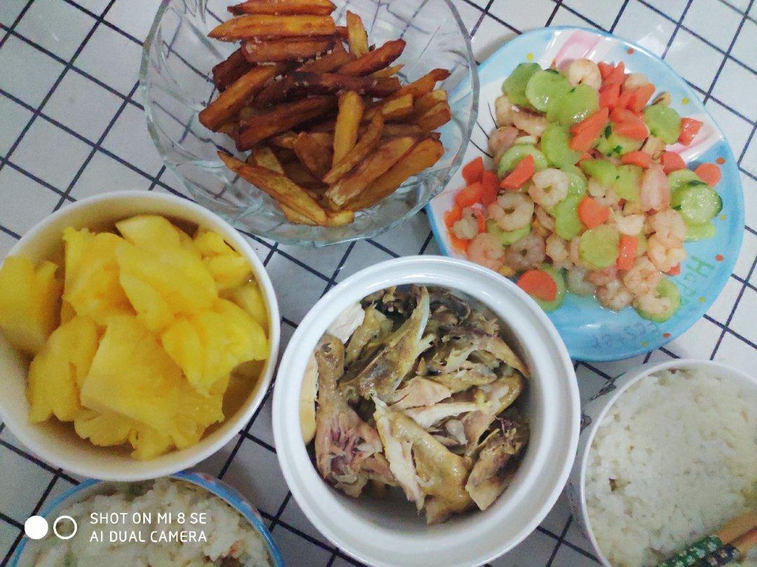 虾仁炒黄瓜胡萝卜