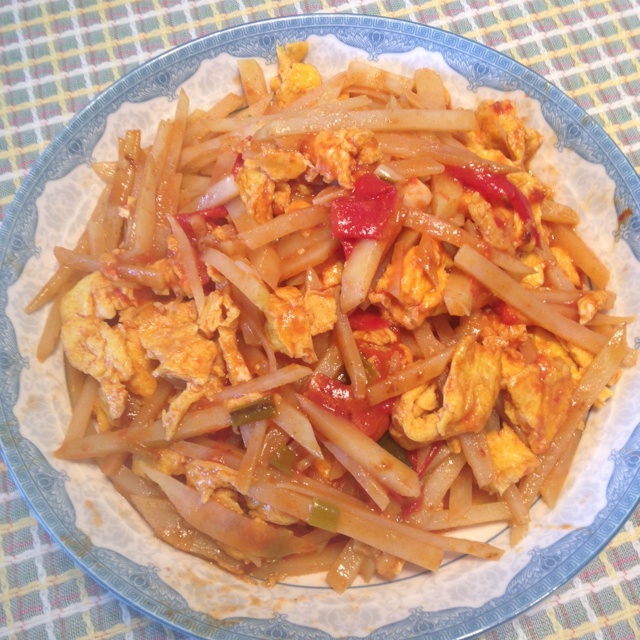番茄土豆炒鸡蛋