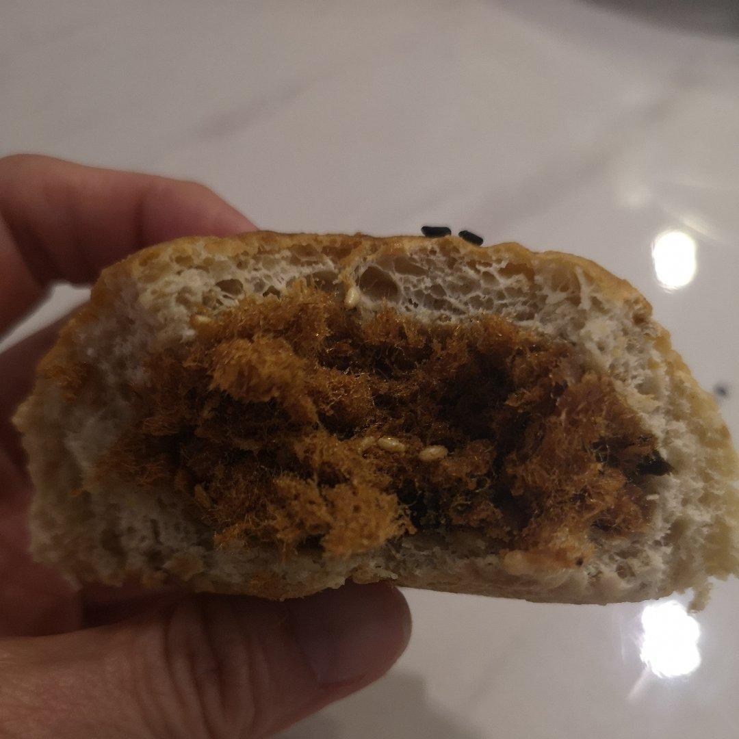 肉松沙拉酱餐包