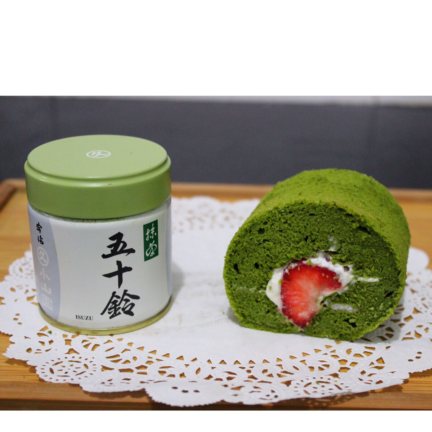 抹茶戚风蛋糕卷