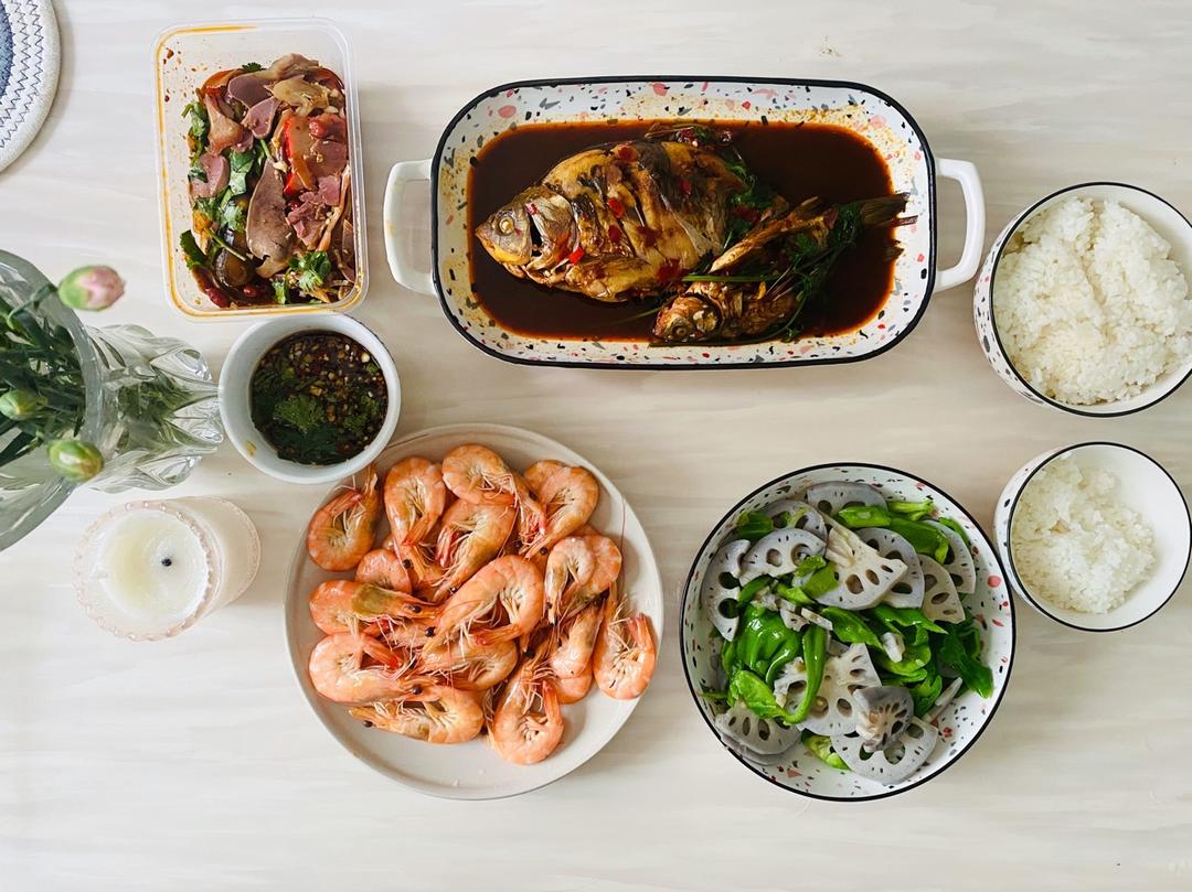 小美的地盘做的一日三餐