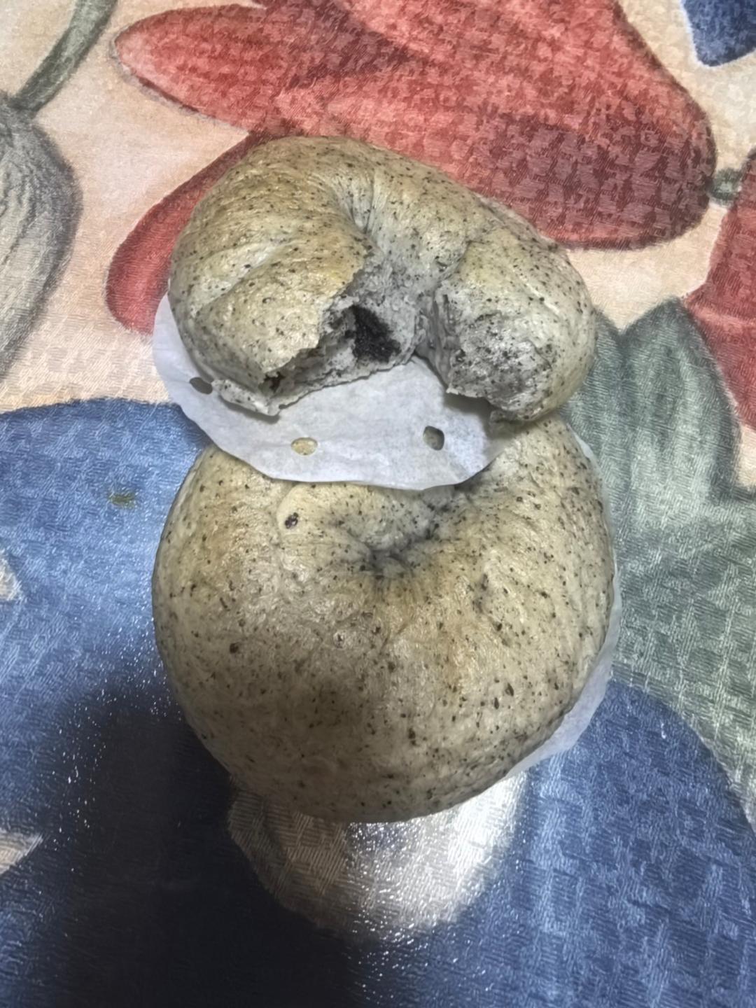 🥯黑芝麻奶酥贝果｜双重黑芝麻！配方和教程！