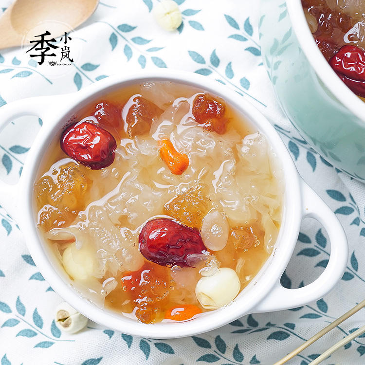 桃胶皂角米雪燕银耳甜汤的做法