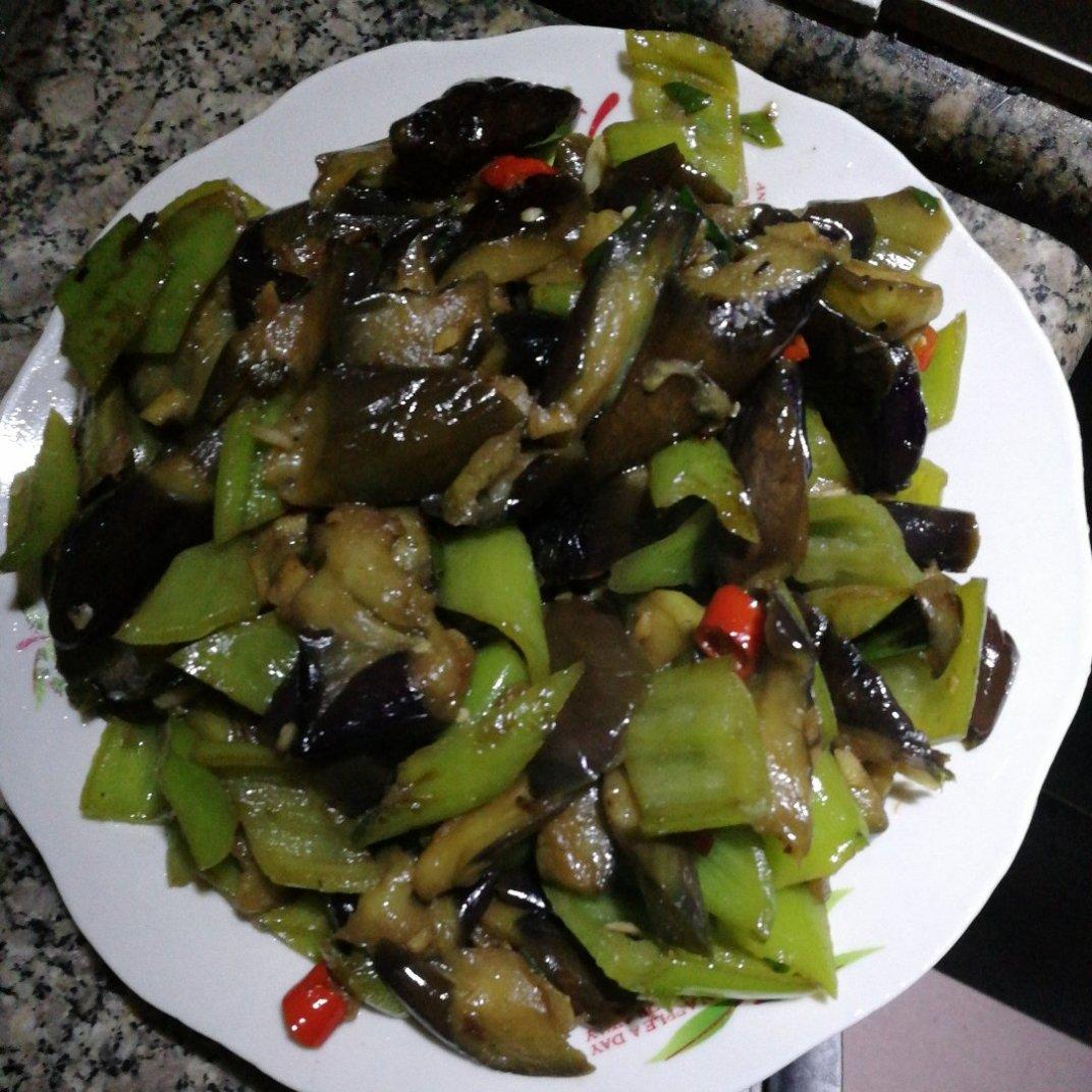 青椒炒茄子