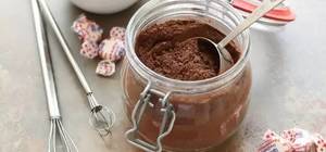 All about chocolate的封面