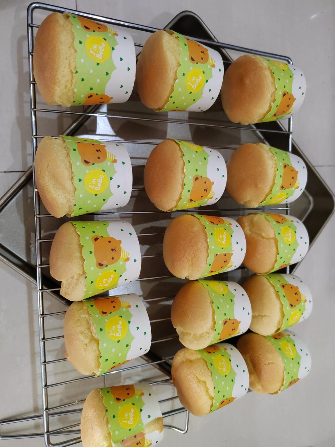 纸杯蛋糕 8寸戚风蛋糕的量