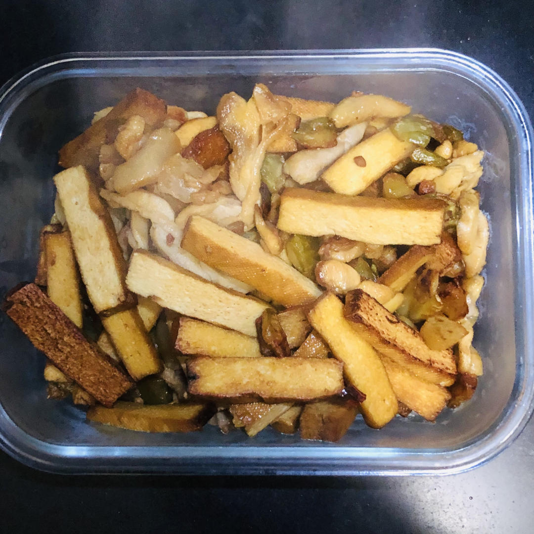 榨菜香干炒肉丝