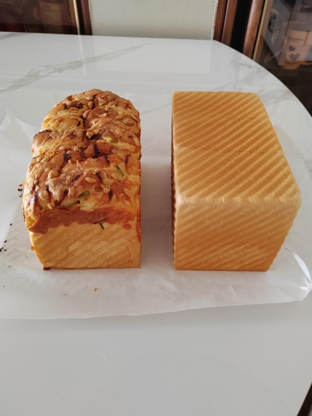 肉松吐司【超多料香爆马苏里拉】