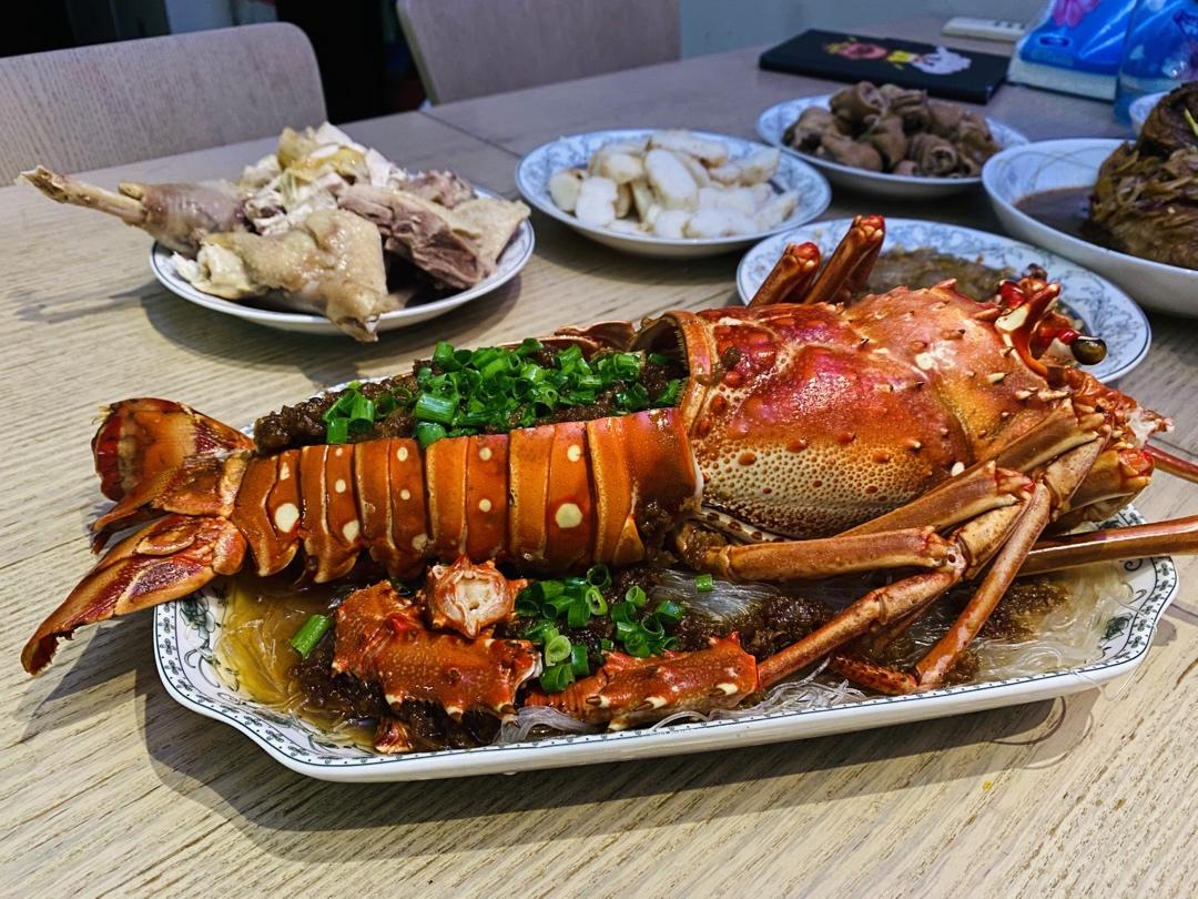 最美年夜饭—🧨红红火火过大年🦞蒜蓉粉丝蒸大龙虾🦞