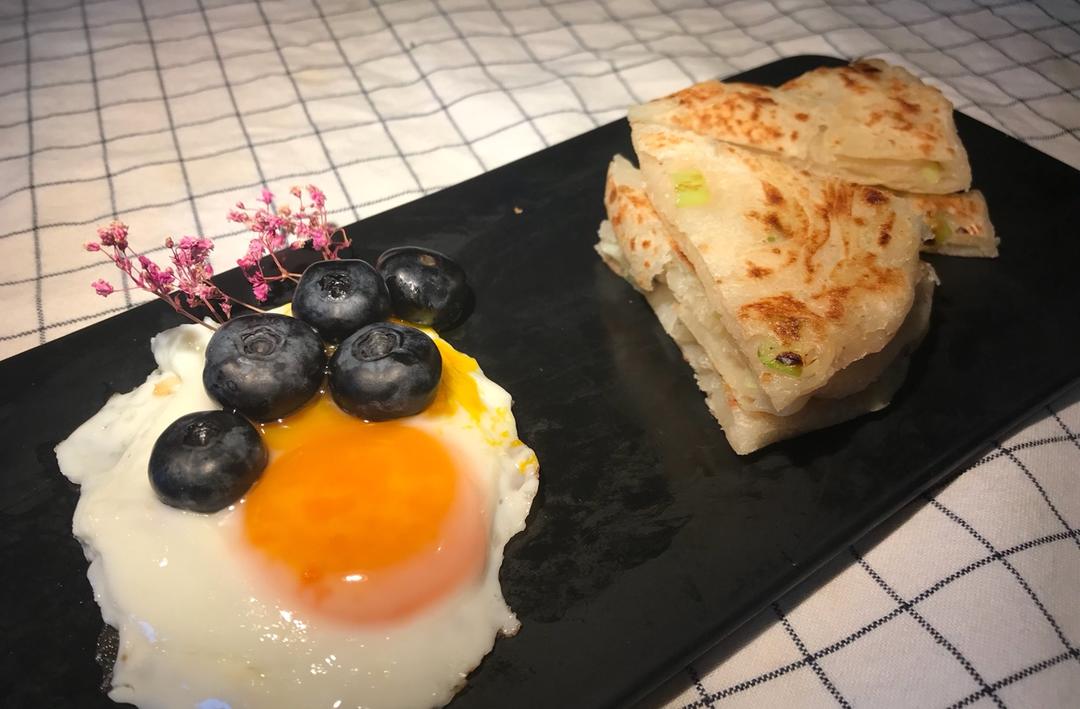 堂妈教你做飘香葱油饼