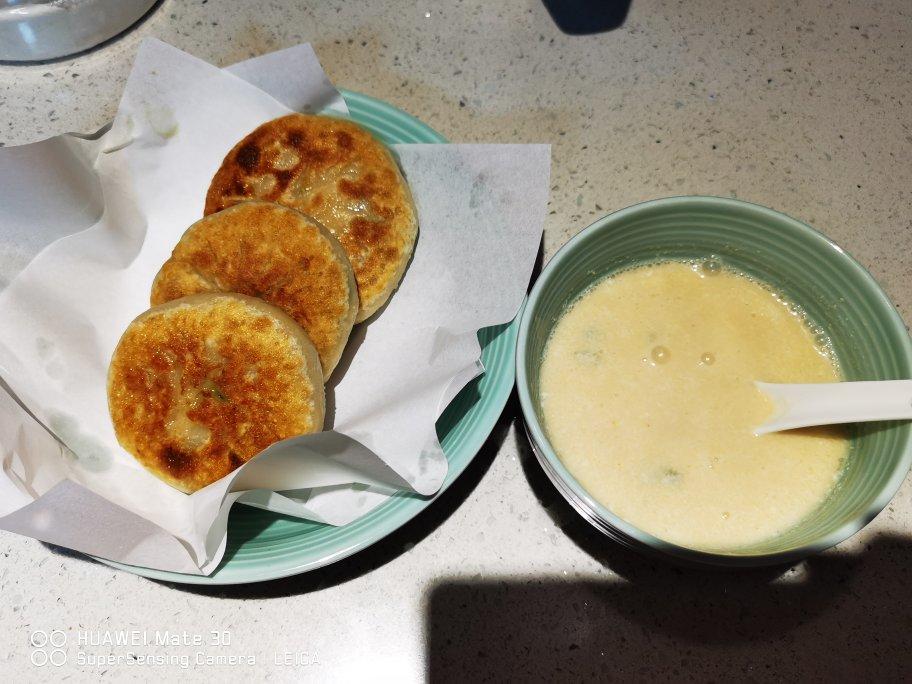 皮薄馅大～韭菜鸡蛋饼