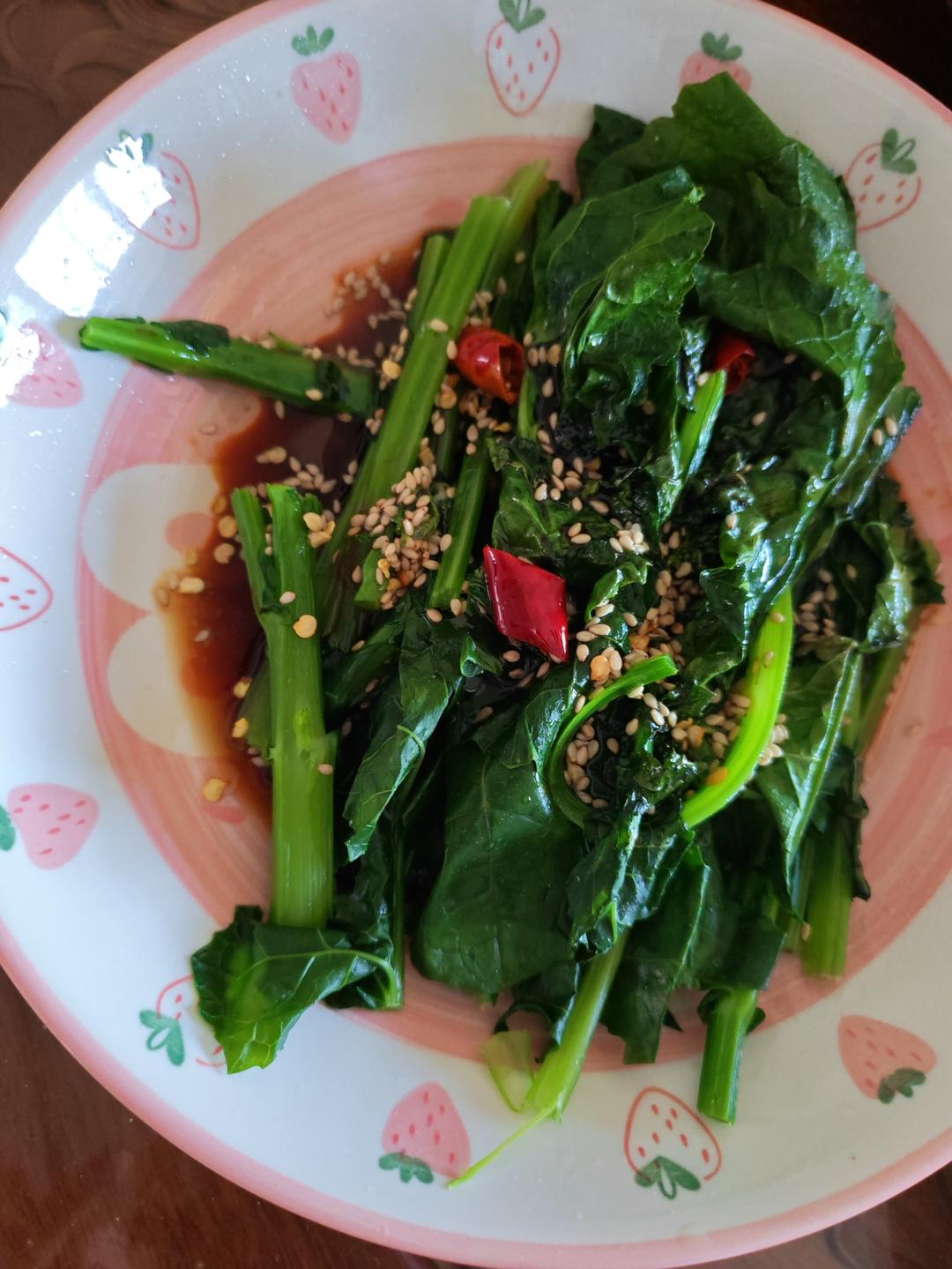 三分钟快手美味健康菜 清炒板蓝根