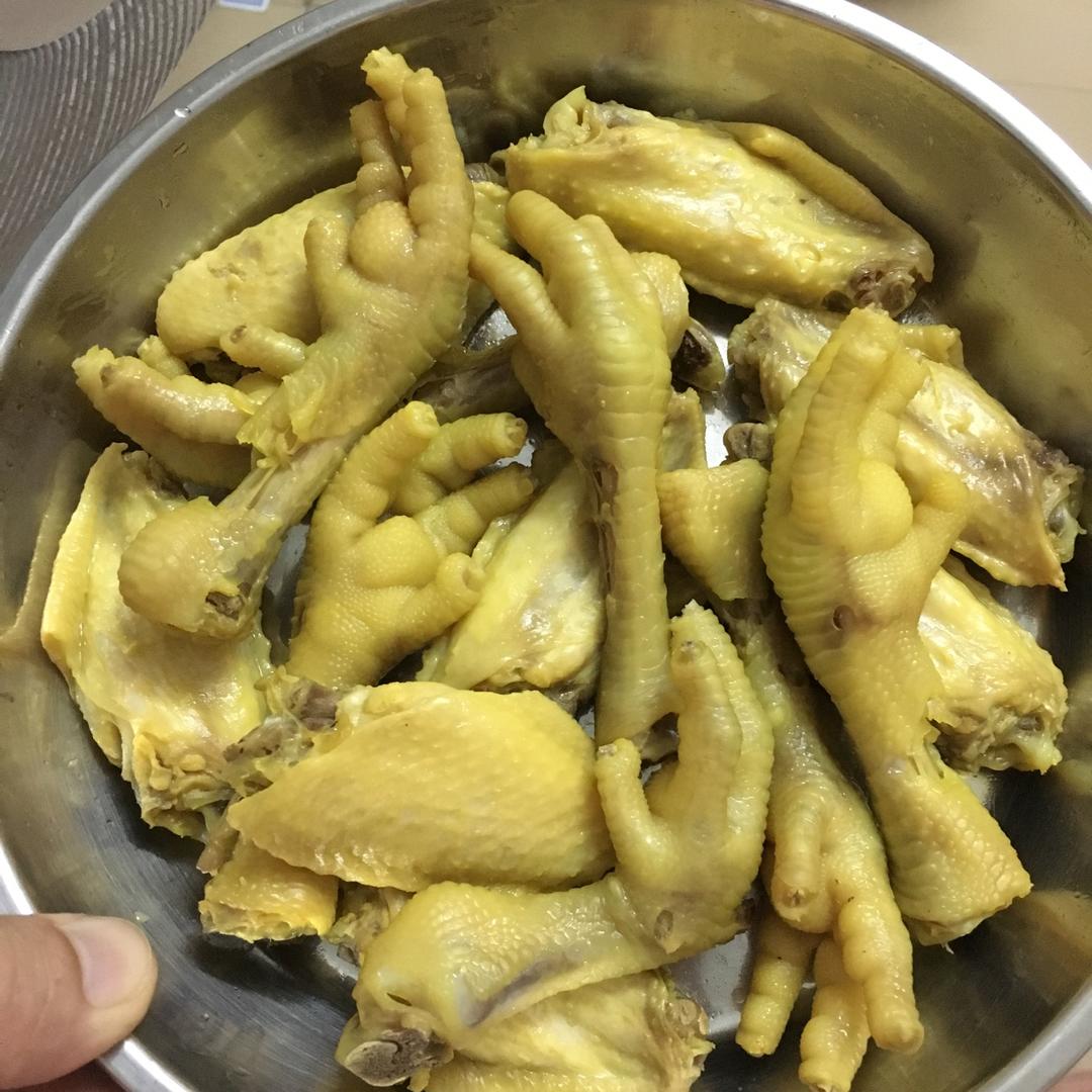 风味盐焗鸡爪