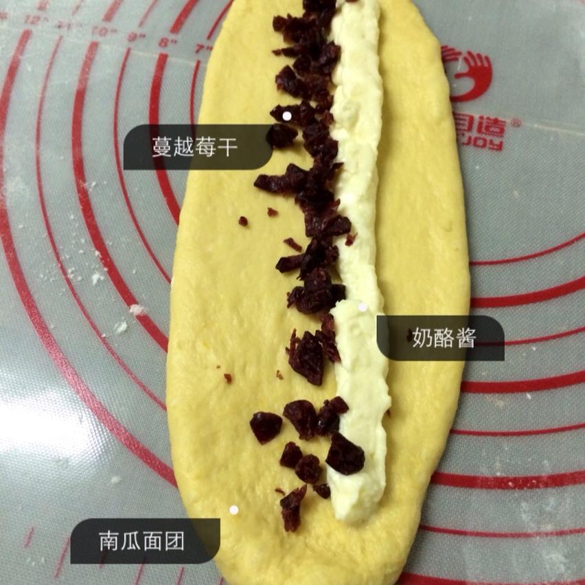 南瓜奶酪排包