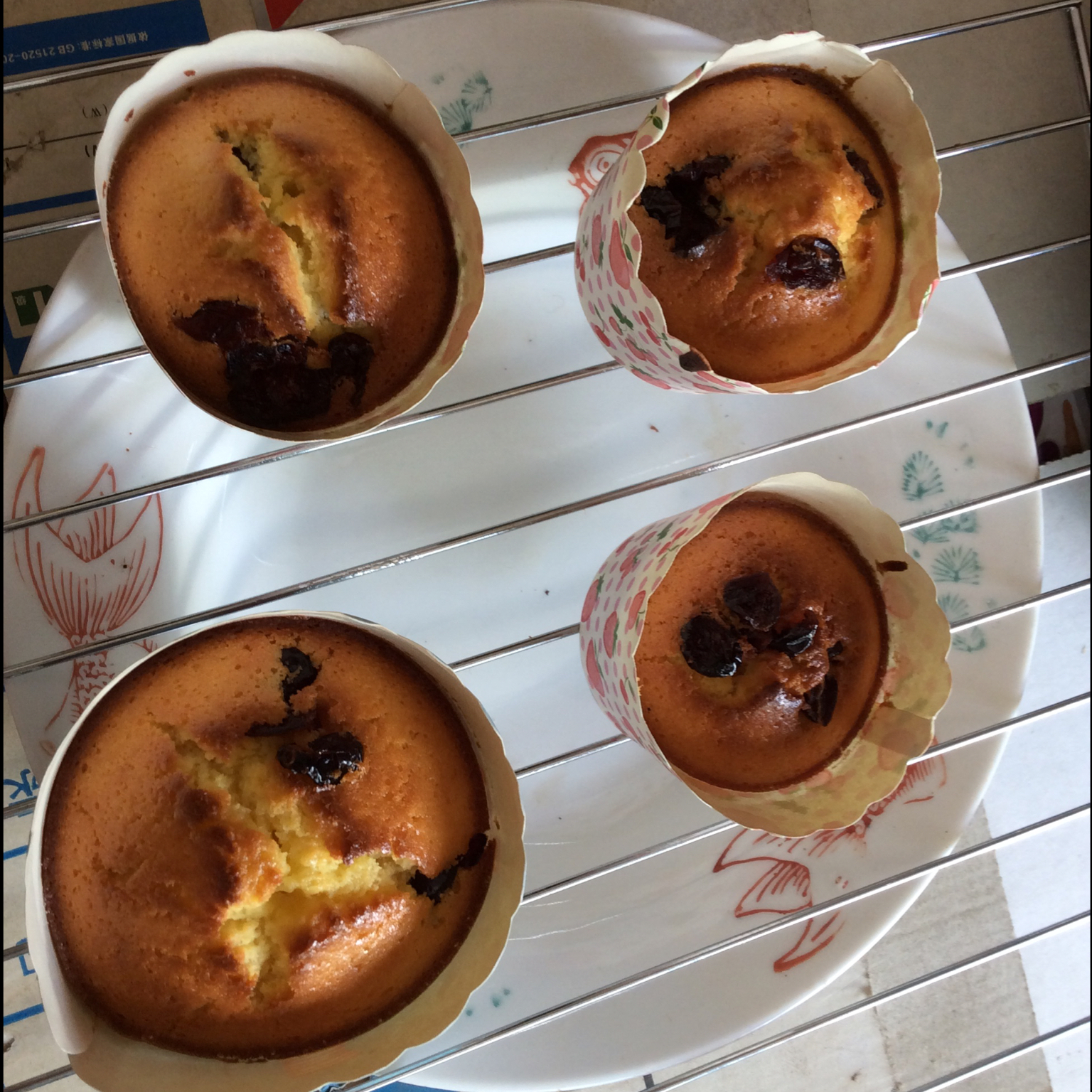 软绵绵戚风纸杯蛋糕