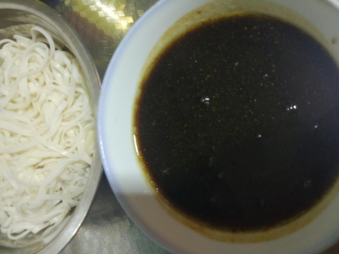 简单好吃的葱油面