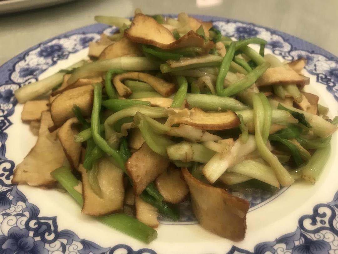 水芹菜炒香干