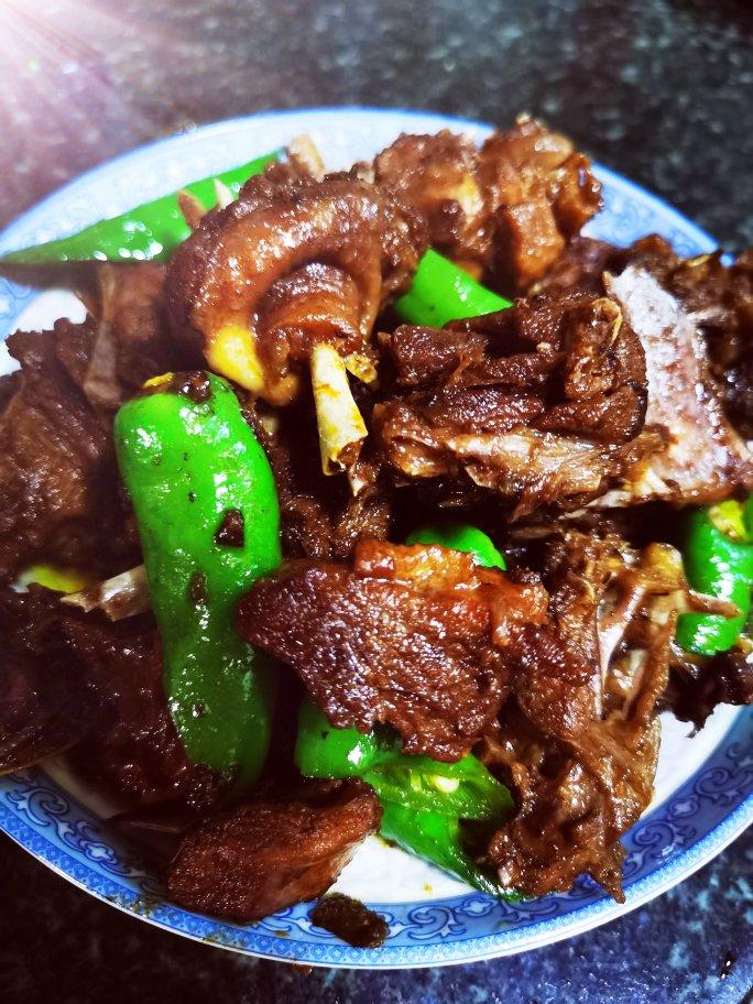 新会陈皮鸭，药补食补两不误