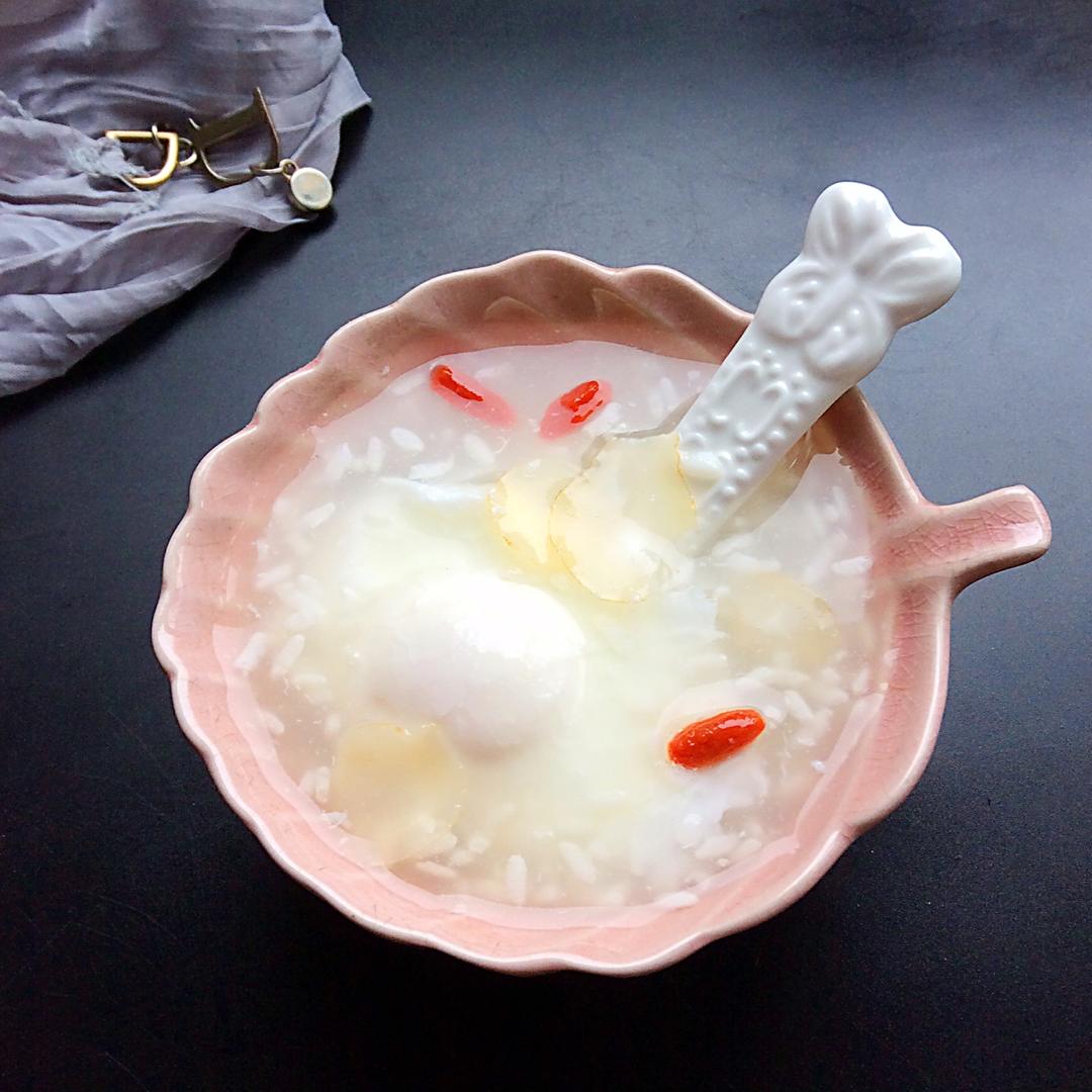 悠然爱烘焙做的酒酿荷包蛋