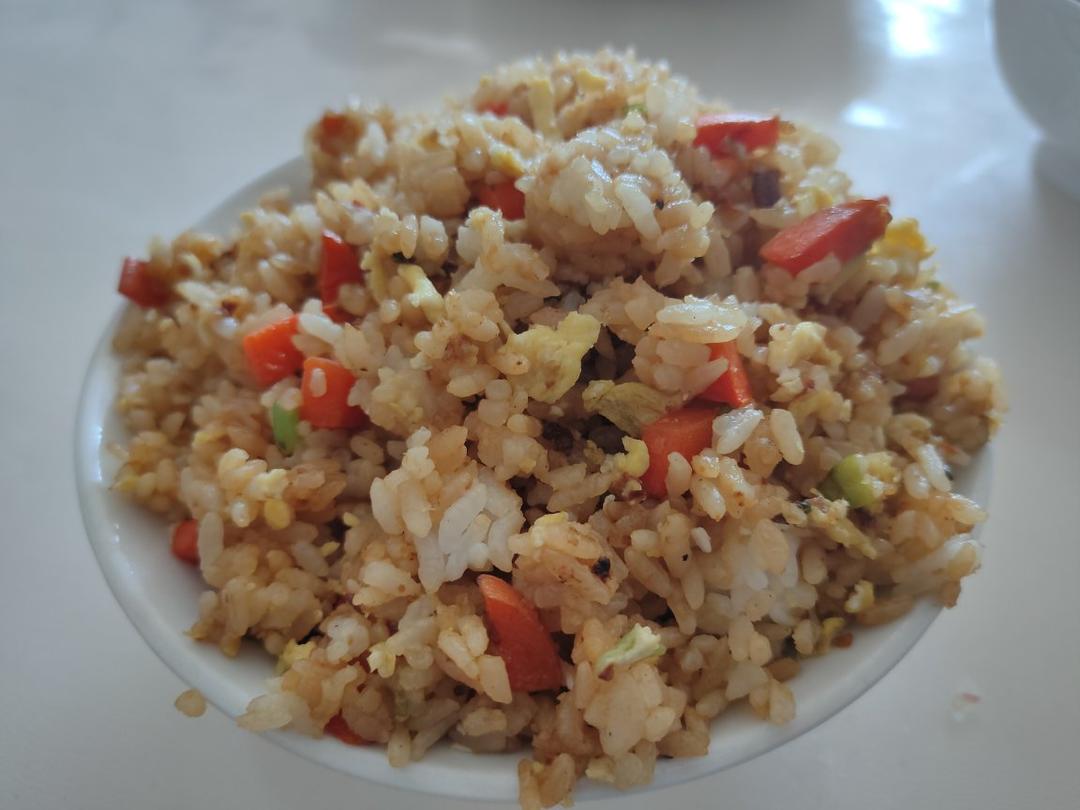 好吃到停不下来的酱油蛋炒饭