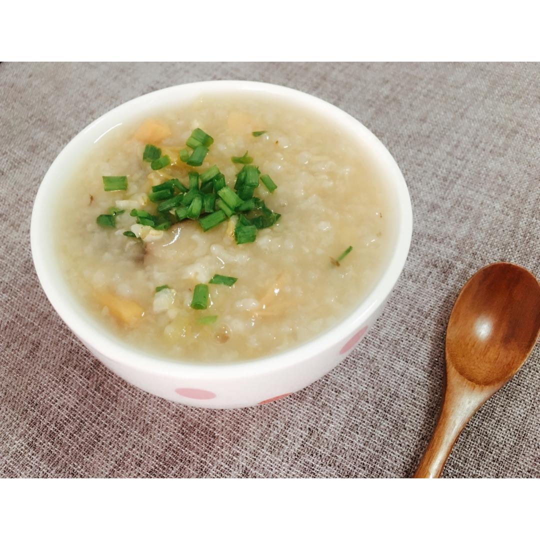 素素美厨娘做的瑶柱香菇粥