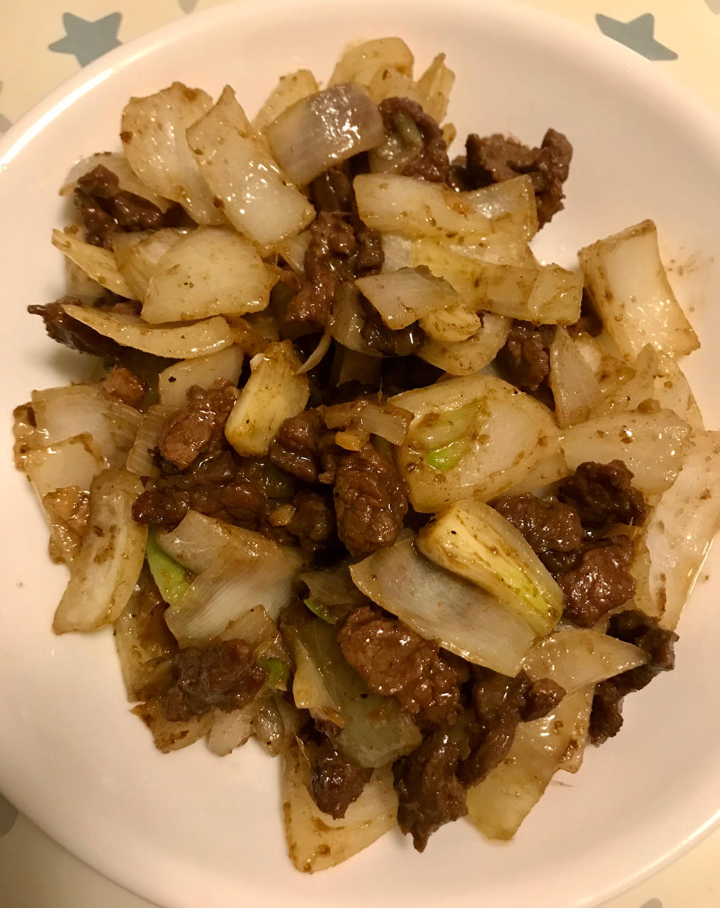 孜然洋葱炒牛肉