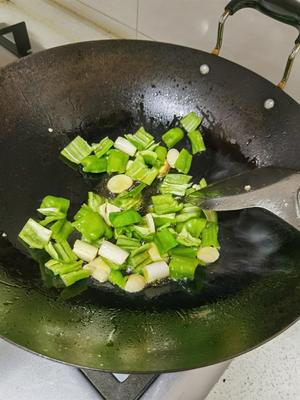 网红料理锅肥牛焖饭简单美味的做法 步骤2