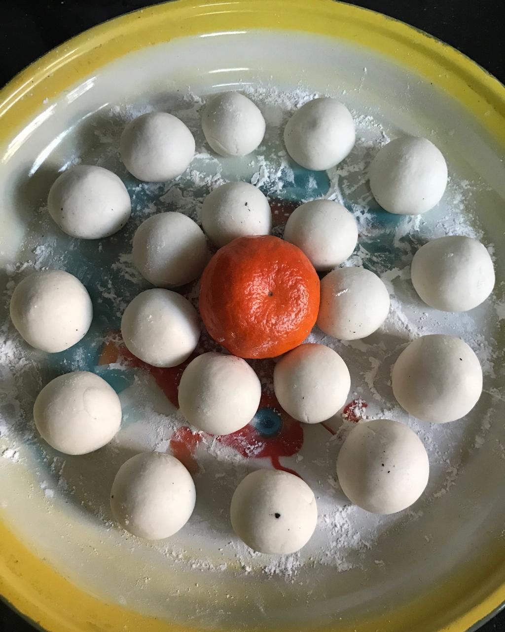 花生黑芝麻汤圆