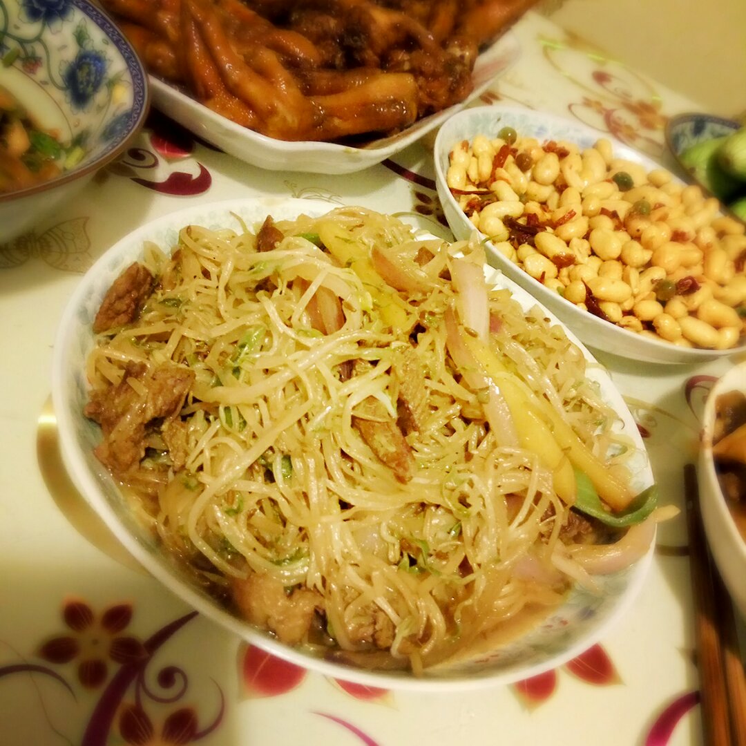 炒豆芽