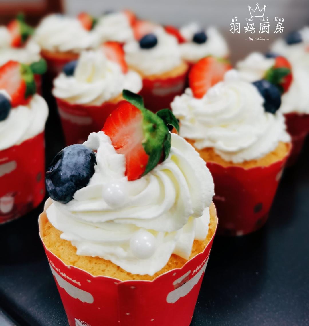 全蛋海绵纸杯蛋糕