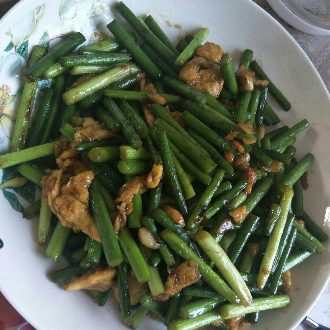 蒜薹炒鸡蛋