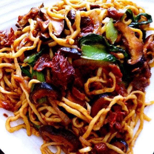 牛肉炒面的做法