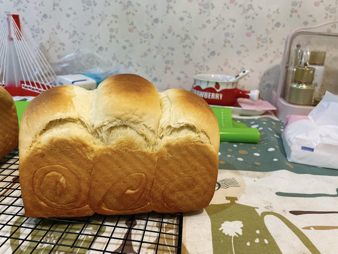 不用醒发和一发的懒人手撕吐司