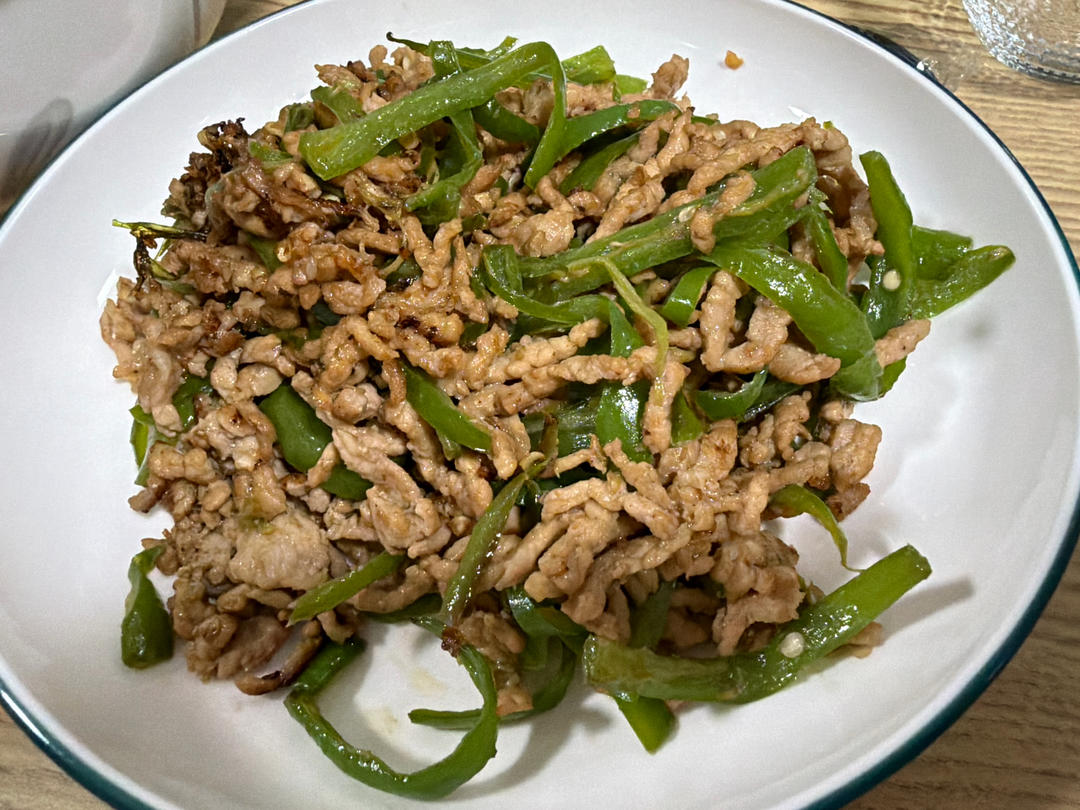 ‼️好吃到舔盘的青椒肉丝盖浇饭