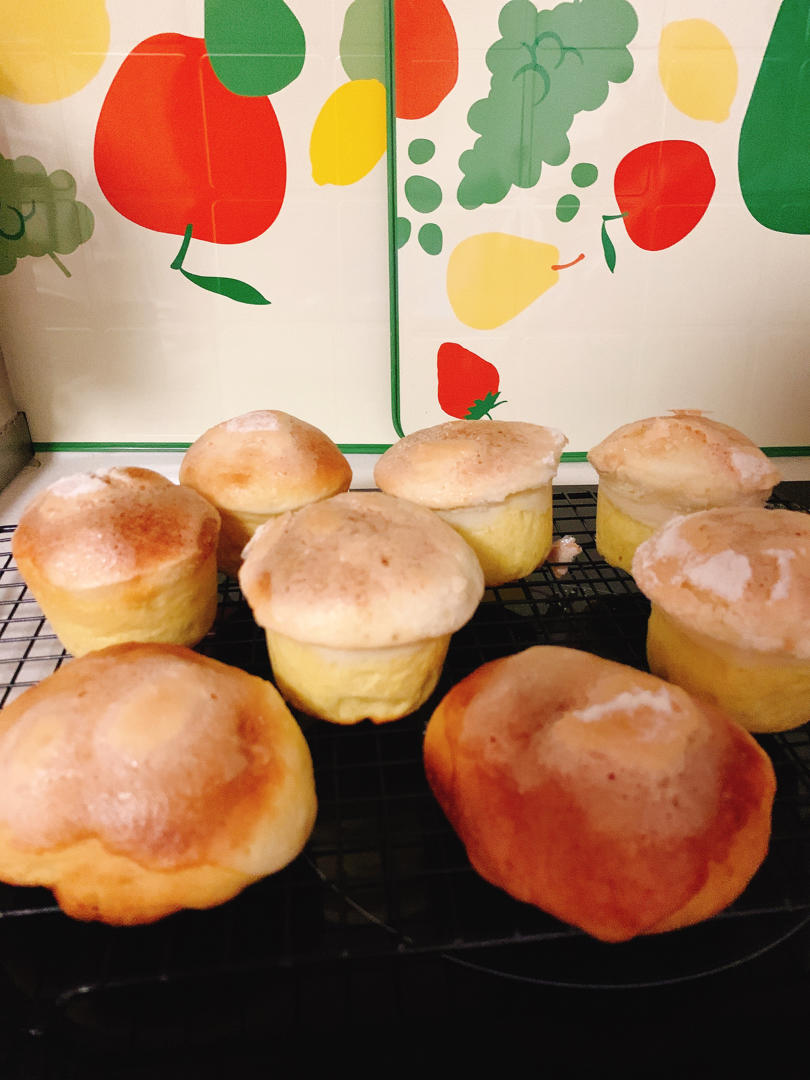 橙香脆皮朵风餐包|糖渍橙皮+巧克力豆=太好吃了吧