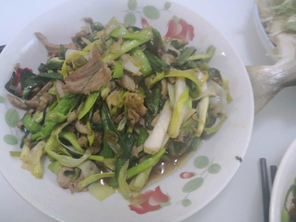 蒜苗炒肉