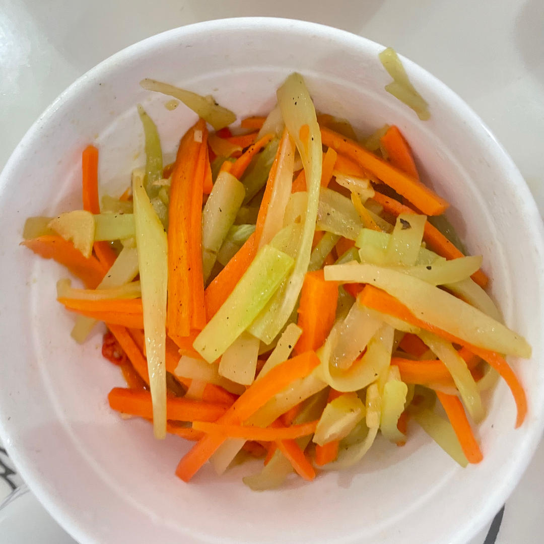 清炒莴笋丝