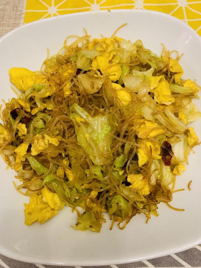 包菜粉丝炒鸡蛋