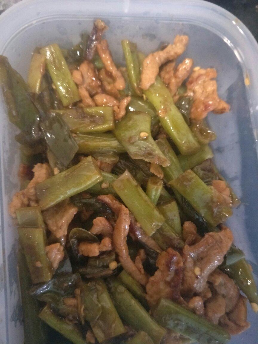 豆角炒肉
