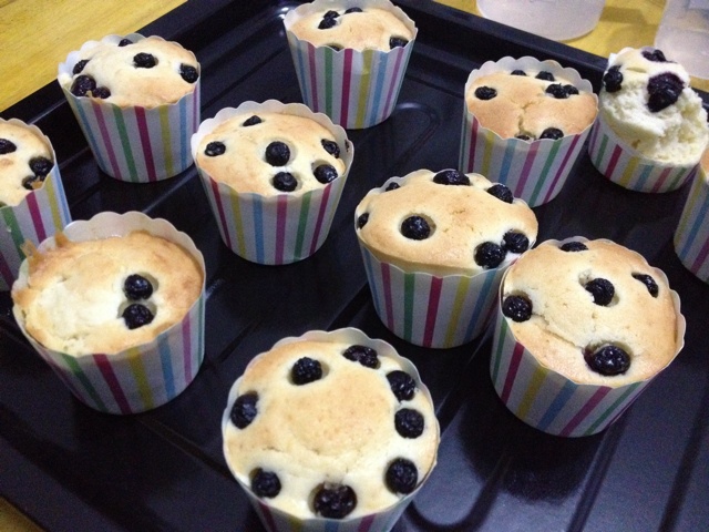 鲜奶油蓝莓纸杯蛋糕 Blueberry Crème  fraîche cupcake