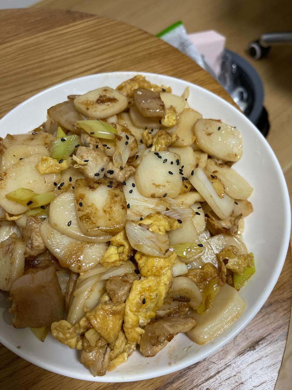 鸡蛋炒年糕                                    心里top1️⃣好吃的菜(简单快手)